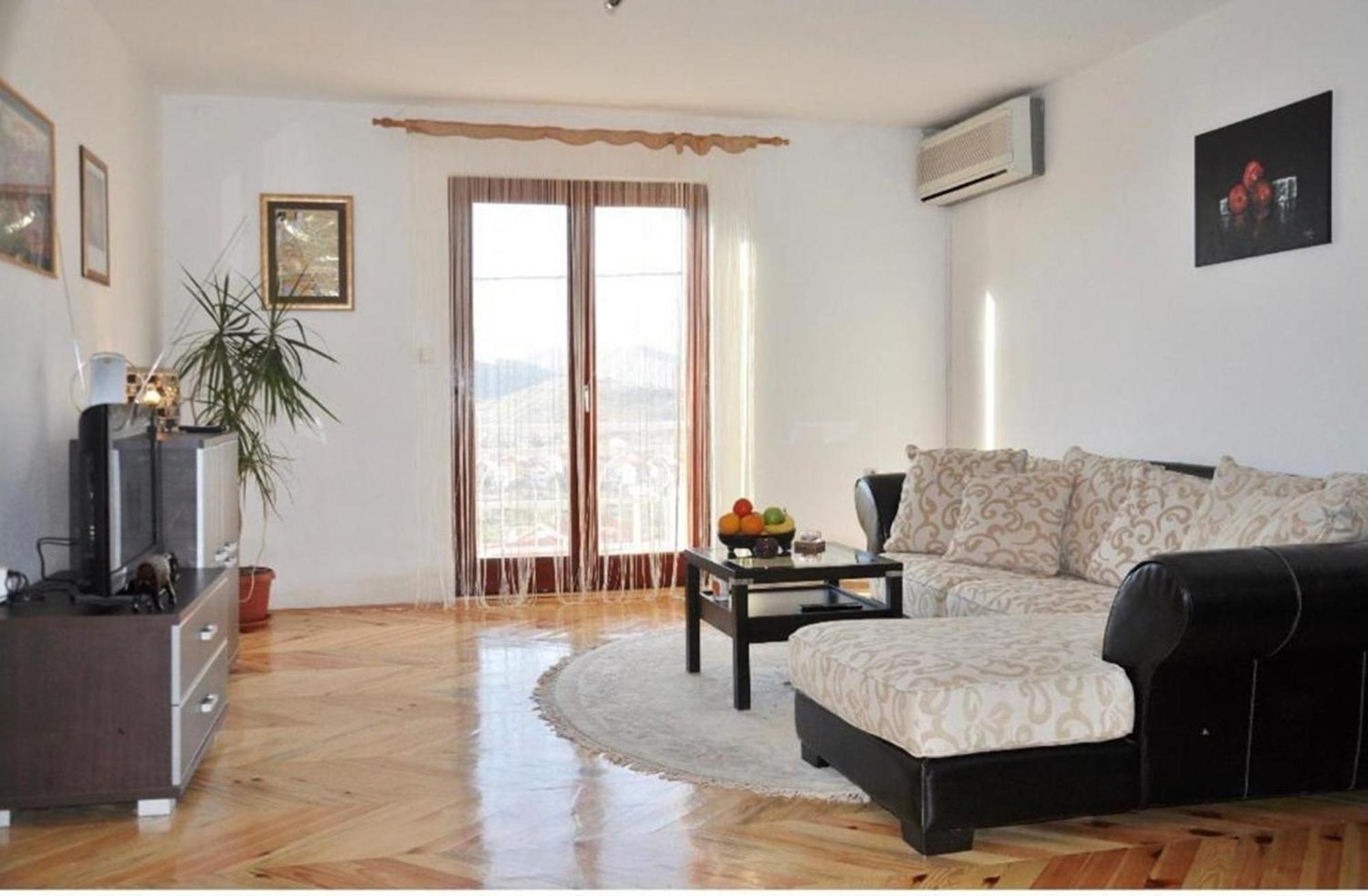 Nice View Apartment Ivanica Exterior photo